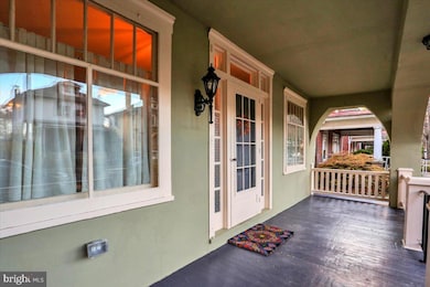 1536 Dauphin Ave, Reading, PA 19610 - photo 4