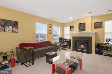 8015 Lantern Ct unit 113, Manassas, VA 20109 - photo 3