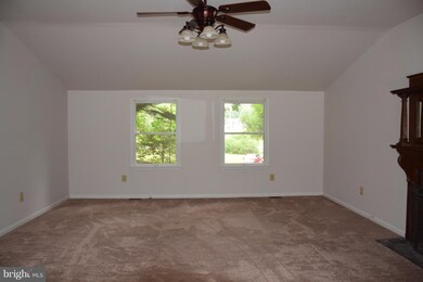 2471 Hallowing Point Rd, Prince Frederick, MD 20678 - photo 7