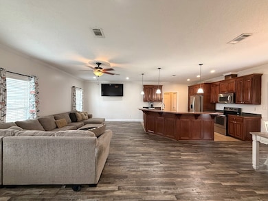 93 Oak Forrest Dr, Adel, GA 31620 - photo 4