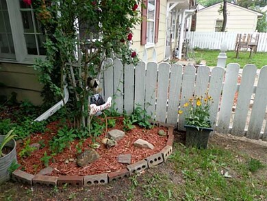Exterior Back Perennial Landscaping around the hom