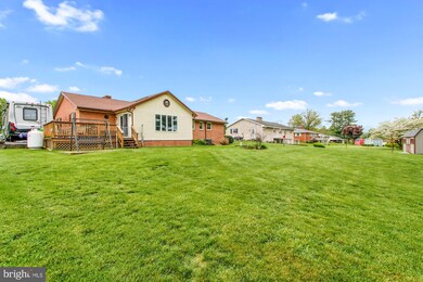 13429 Meadowview Ave, Waynesboro, PA 17268 - photo 2