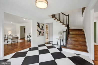 9224 Fall River Ln, Potomac, MD 20854 - photo 6