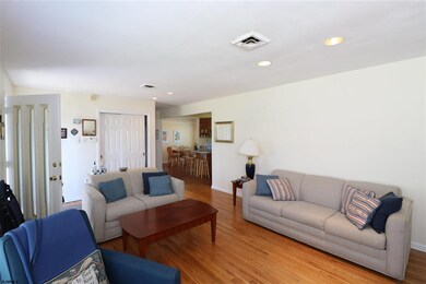 511 N Cambridge Ave, Ventnor City, NJ 08406 - photo 5