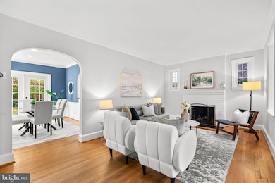 4903 Chevy Chase Blvd, Chevy Chase, MD 20815 - photo 7