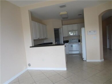 7245 NW 113th Ct, Doral, FL 33178 - photo 5