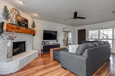 108 Sugar Sand Ct, Weatherford, TX 76085 - photo 4