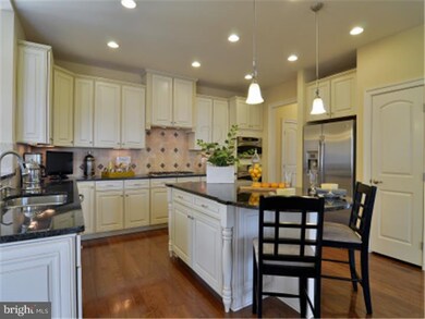 15 Oakmont Cir, Glen Mills, PA 19342 - photo 3