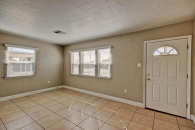 5 Family Room