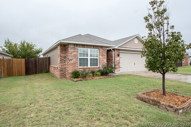 9343 S 255th East Ave, Broken Arrow, OK 74014 - photo 2