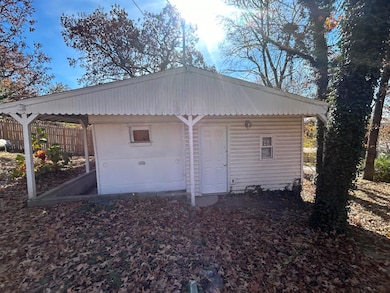 4815 S Jackson Ave, Joplin, MO 64804 - photo 2