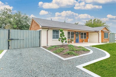 4825 Viking Dr, Houston, TX 77092 - photo 2