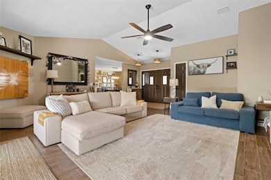 10911 Victoria Arbor Way, Temple Terrace, FL 33617 - photo 6