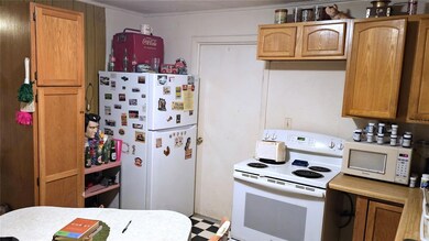 372 W Collins St unit 109, Umatilla, FL 32784 - photo 3