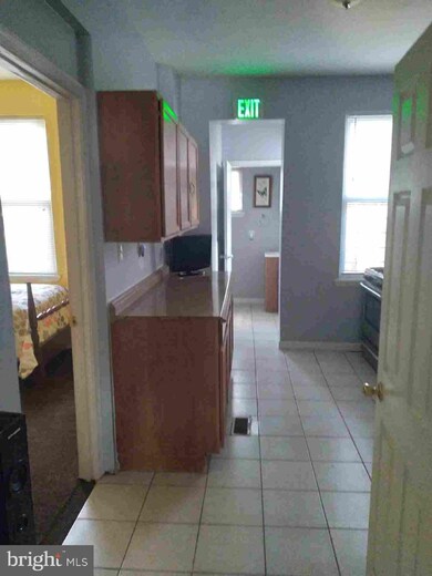 702 Linnard St, Baltimore, MD 21229 - photo 6