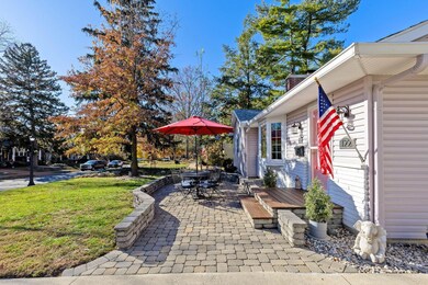 02-Front Patio