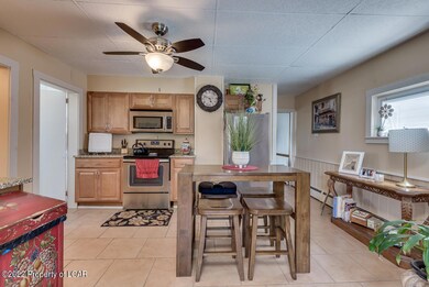 25 Pomona St, Kingston, PA 18704 - photo 3