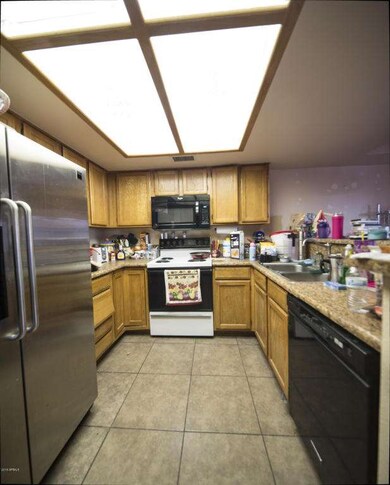 049A2213.Estes Kitchen Panorama