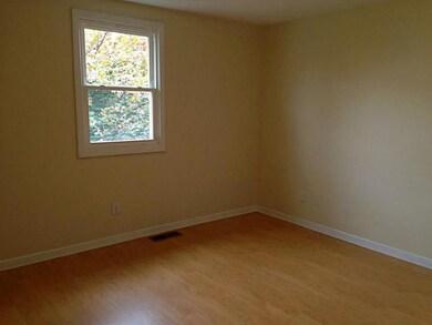 34 Queen St, Cranston, RI 02920 - photo 6