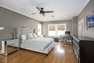 1602 Missouri St, Houston, TX 77006 - photo 6