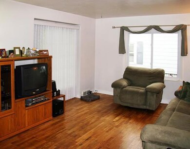 521 N Dexter Dr, Lansing, MI 48910 - photo 5