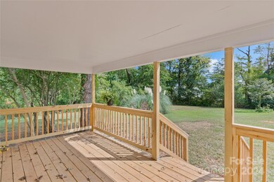22 Potter St, Mill Spring, NC 28756 - photo 4