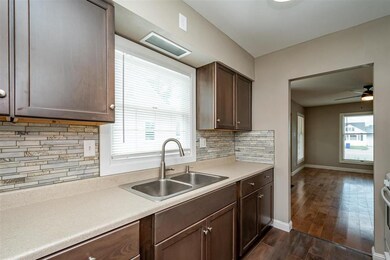 1829 Williams Blvd SW, Cedar Rapids, IA 52404 - photo 5