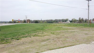 440 N 23rd Ave W, Newton, IA 50208 - photo 5