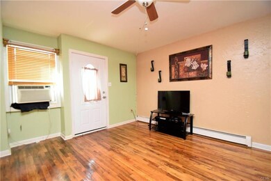 160 E Elm St, Allentown, PA 18109 - photo 2