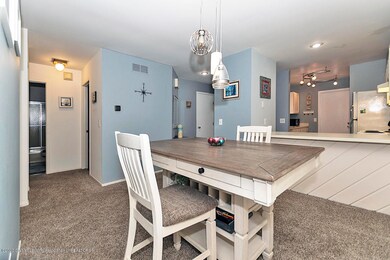 5680 DeVille Ct. East Lansing Dining 1