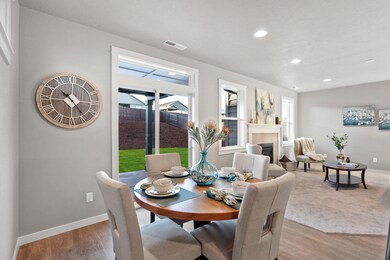 1632 NW Walnut Ave unit 212, Redmond, OR 97756 - photo 7