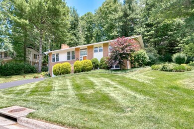 2010 Carroll Dr, Blacksburg, VA 24060 - photo 2