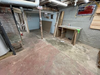 20 Malone Ave, Westfield, MA 01085 - photo 4