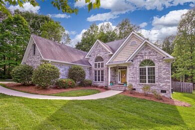 Stunning ALL Brick BEAUTY One Level with Bonus!
