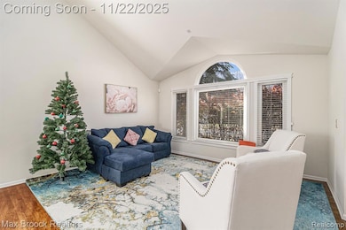 25731 Abbey Dr unit 10, Novi, MI 48374 - photo 5