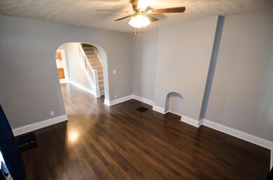 830 S 18th-8554