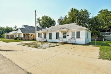 204 E Lindsey St unit 204, 206, Norman, OK 73069 - photo 5