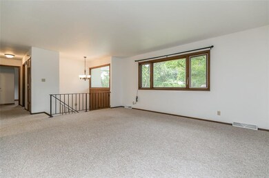 This room has been virtually staged
