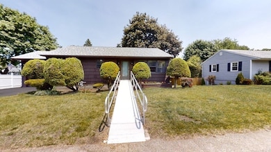 36 Jefferson St, Lawrence, MA 01843 - photo 5