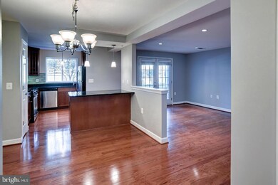 4119 S Four Mile Run Dr unit 201, Arlington, VA 22204 - photo 6