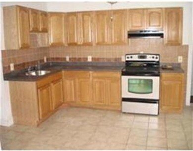 76 Lawrence Ave, Dorchester, MA 02121 - photo 3