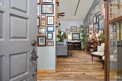 7401 Hilton Head Way unit 21, Bakersfield, CA 93309 - photo 5