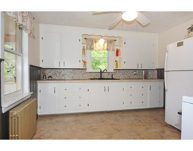 14 Woodland Ave, Milford, MA 01757 - photo 4