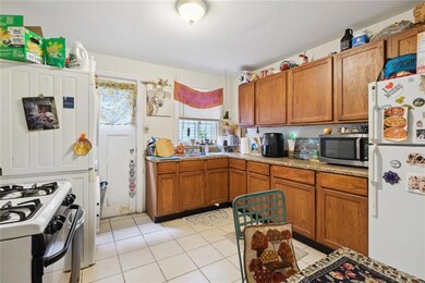 6. Kitchen (Unit 618)