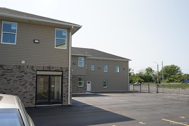 16515 W Outer Dr unit 2, Dearborn Heights, MI 48127 - photo 7