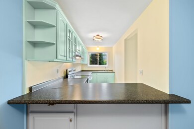 16 Thornhill Rd, Stratham, NH 03885 - photo 7