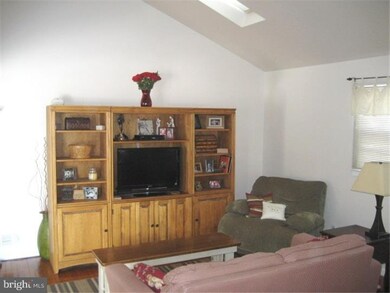 111 Gilman Place, Hightstown, NJ 08520 - photo 5