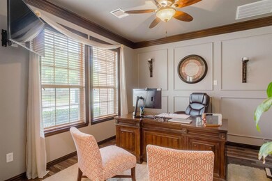 7904 Country Meadow Dr, North Richland Hills, TX 76182 - photo 5