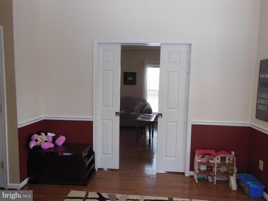 693 Zodiac Ln, Bunker Hill, WV 25413 - photo 4