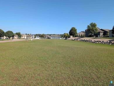 0 Lt 1 Bk 8 Birdie Dr, Dell Rapids, SD 57022 - photo 3